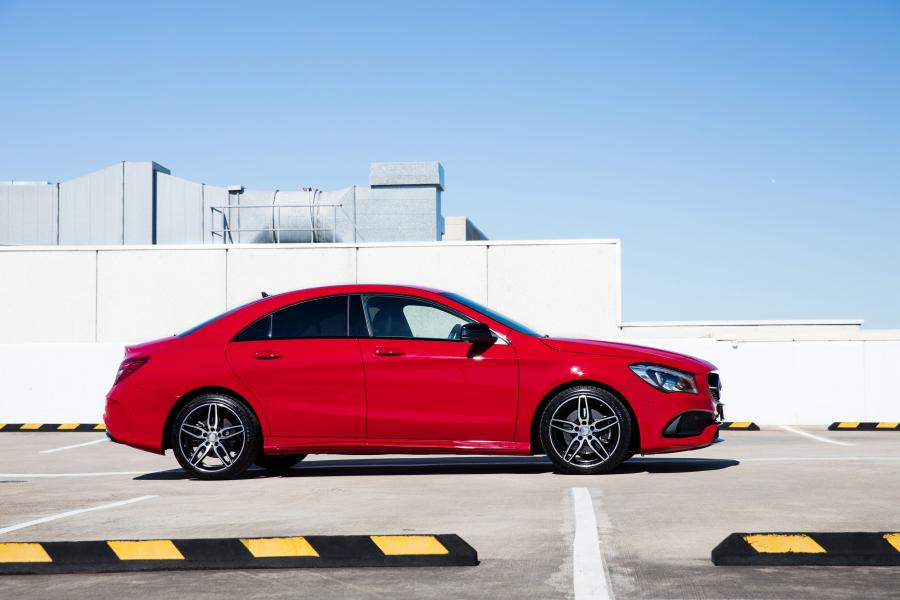  Mercedes-Benz CLA220 d AMG Line 2016 года  (AU) (фото 5 из 9)
